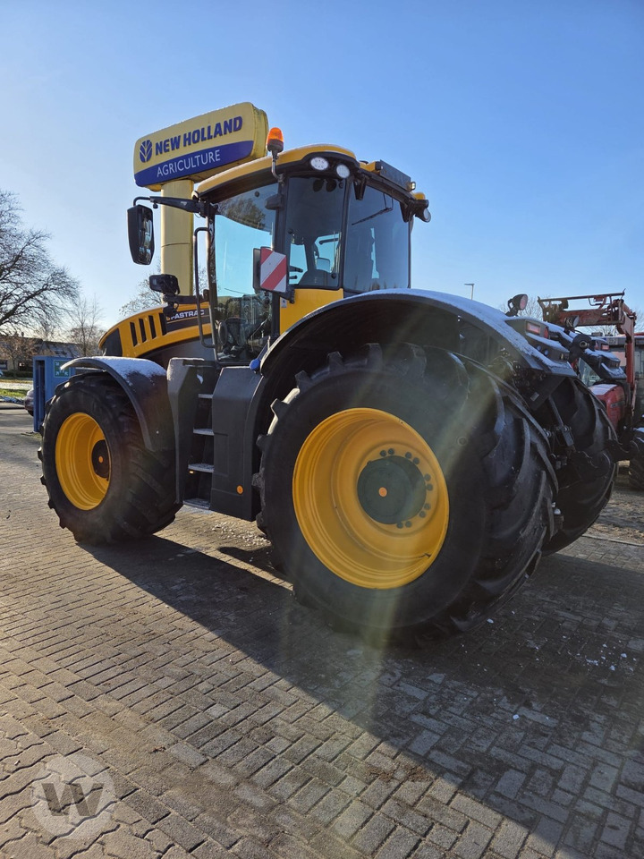 JCB FasTrac 8330 - Traktor: gambar 5 JCB FasTrac 8330 - Traktor: gambar 5