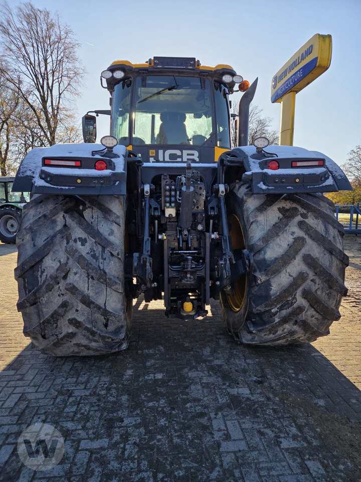 JCB FasTrac 8330 - Traktor: gambar 4 JCB FasTrac 8330 - Traktor: gambar 4