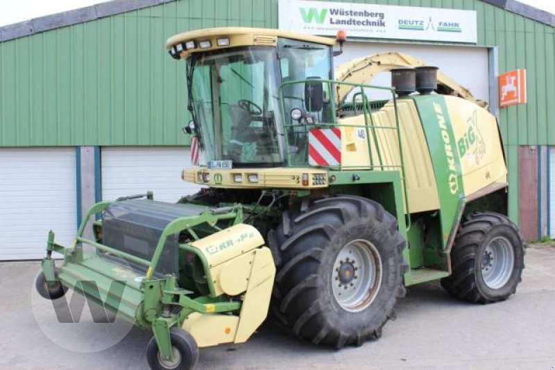 Krone Big X 650 - Pemanen hijauan: gambar 1 Krone Big X 650 - Pemanen hijauan: gambar 1