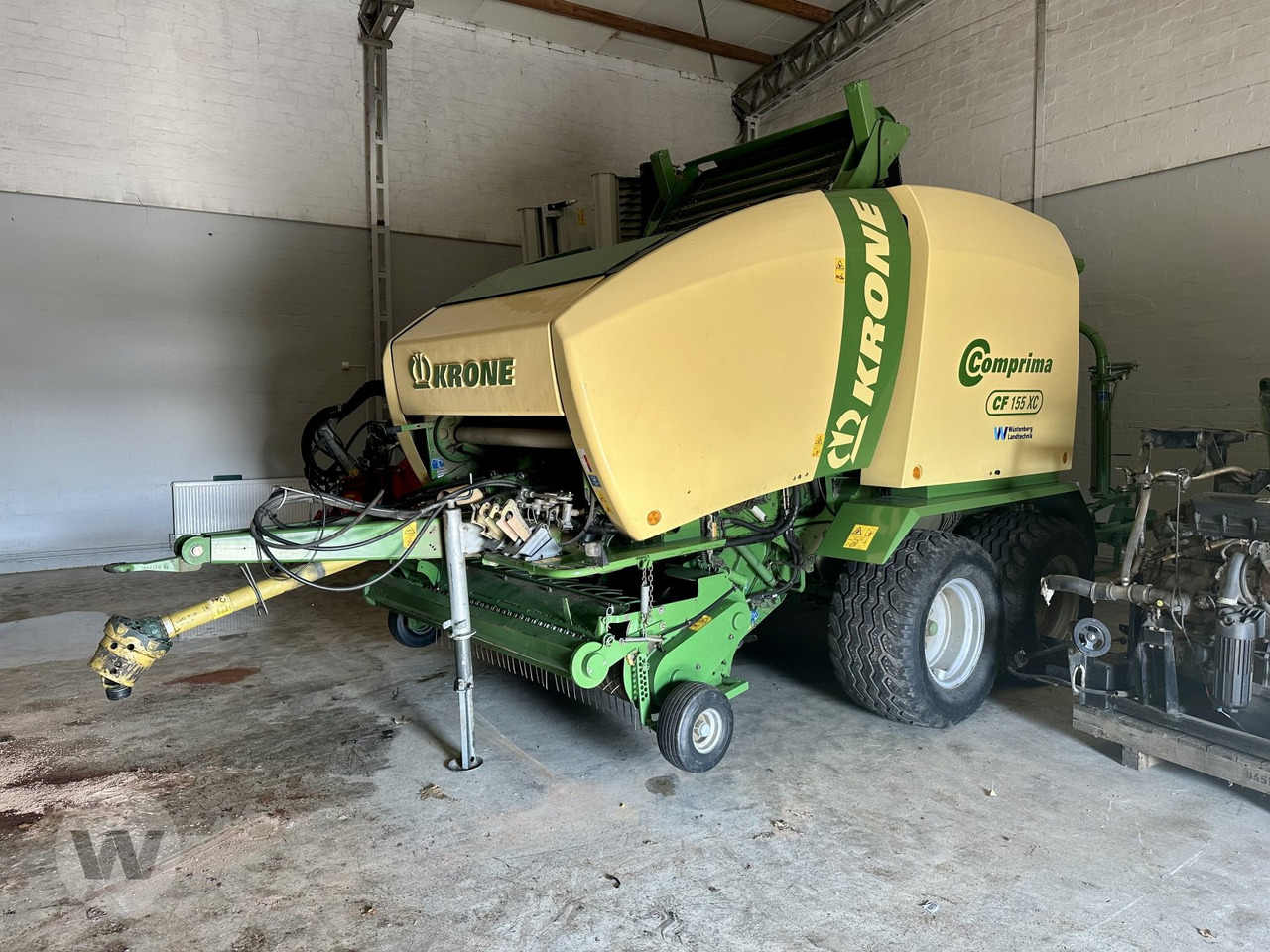 Krone Comprima CF 155 XC - Baler bulat: gambar 1 Krone Comprima CF 155 XC - Baler bulat: gambar 1