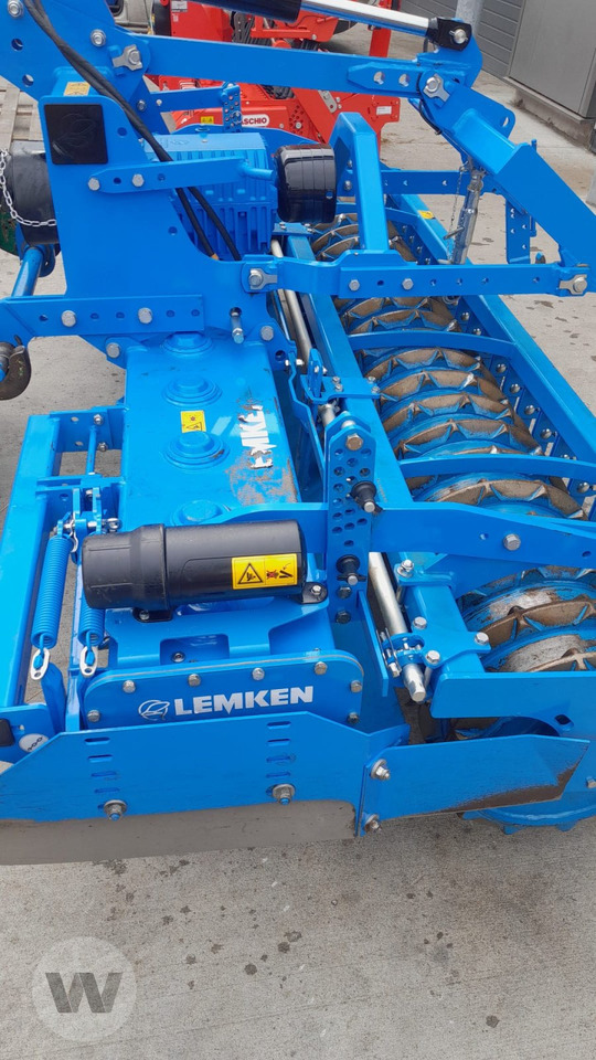 Lemken Zirkon 12/300 - Garu putar: gambar 1 Lemken Zirkon 12/300 - Garu putar: gambar 1