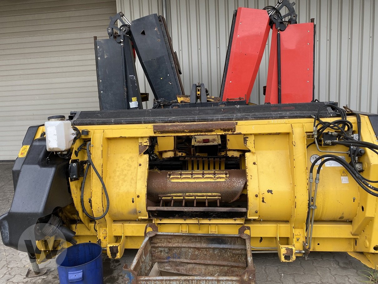 New Holland 270 FP - Lampiran pemanen pakan ternak: gambar 2 New Holland 270 FP - Lampiran pemanen pakan ternak: gambar 2