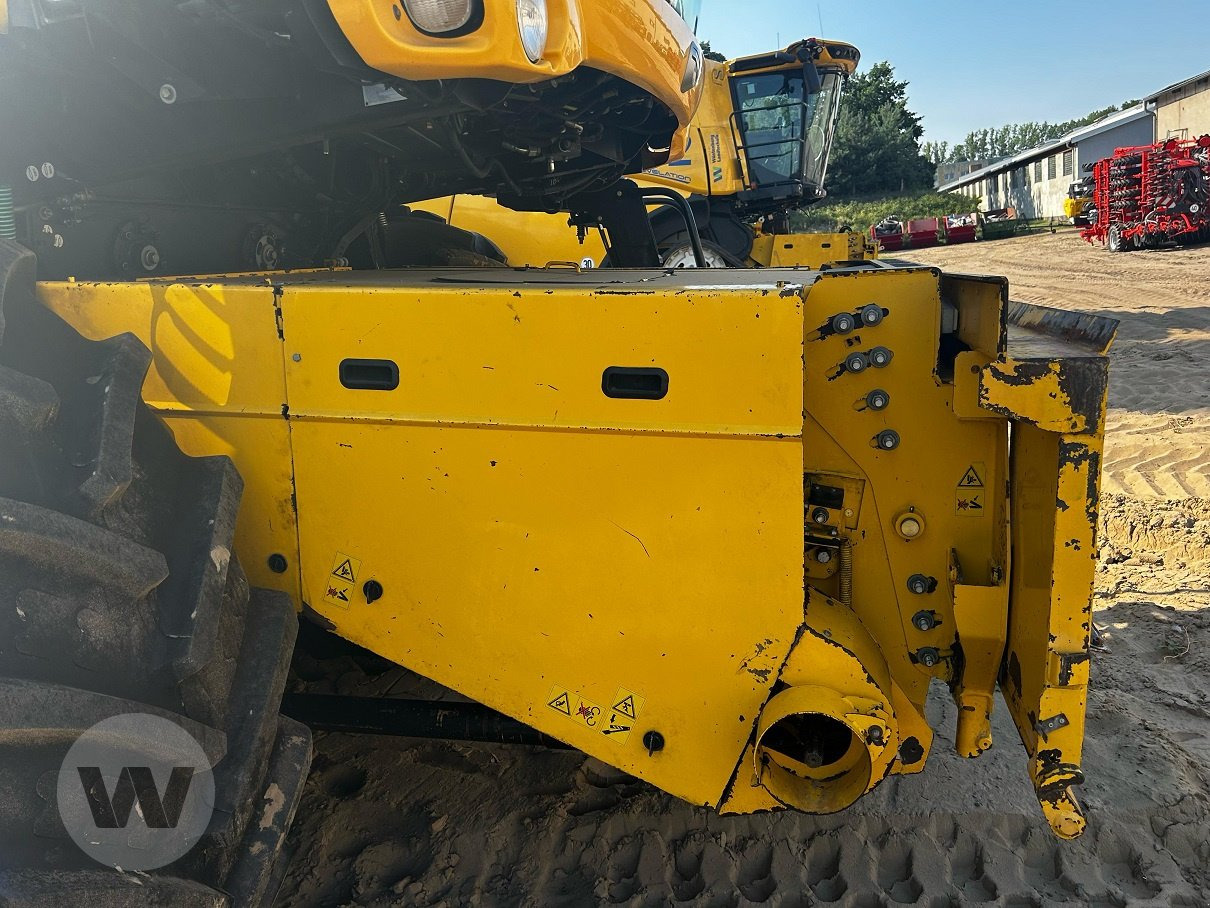 New Holland CR 9070 ELEV - Traktor: gambar 5 New Holland CR 9070 ELEV - Traktor: gambar 5