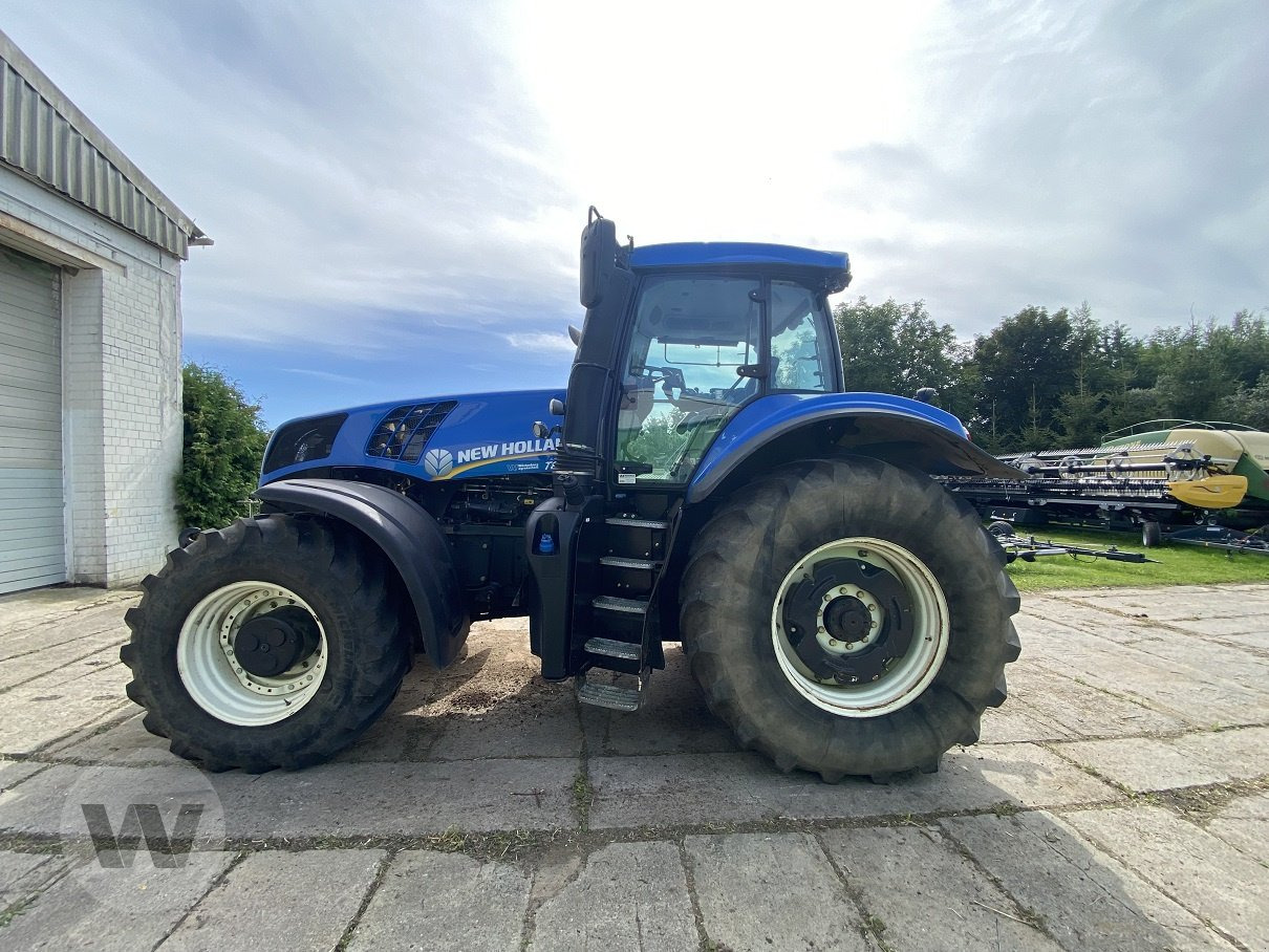 New Holland T 8.380 UC - Traktor: gambar 2 New Holland T 8.380 UC - Traktor: gambar 2