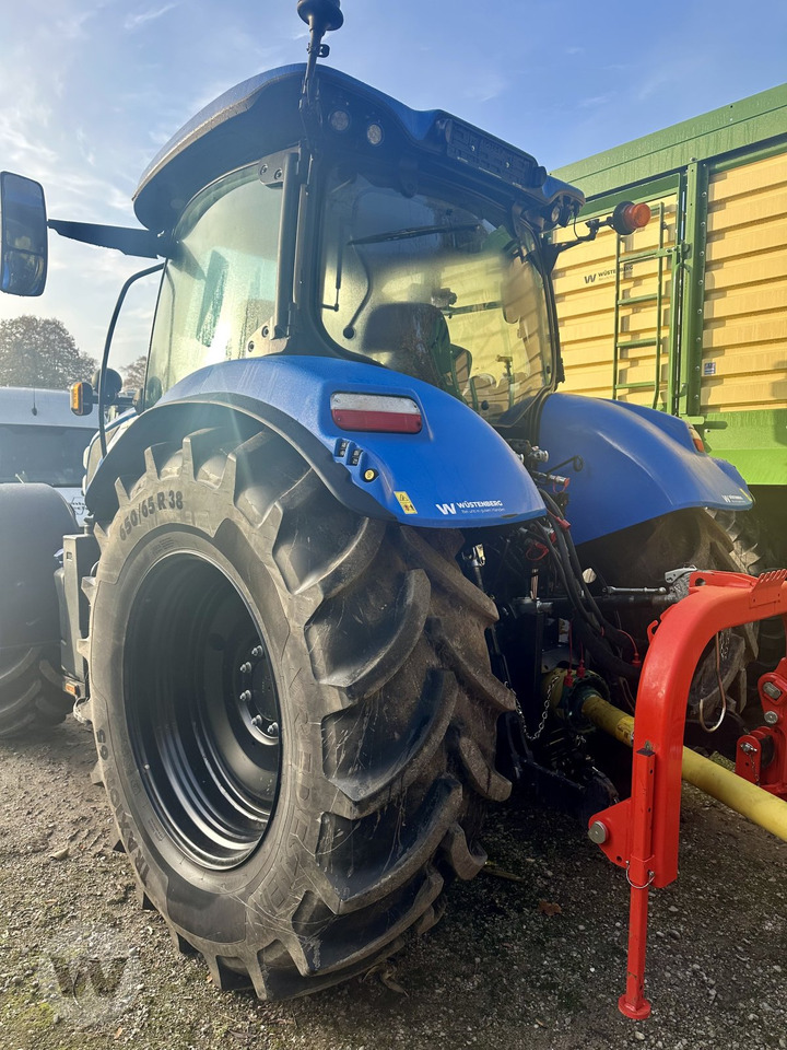 New Holland T6.180 - Traktor: gambar 5 New Holland T6.180 - Traktor: gambar 5
