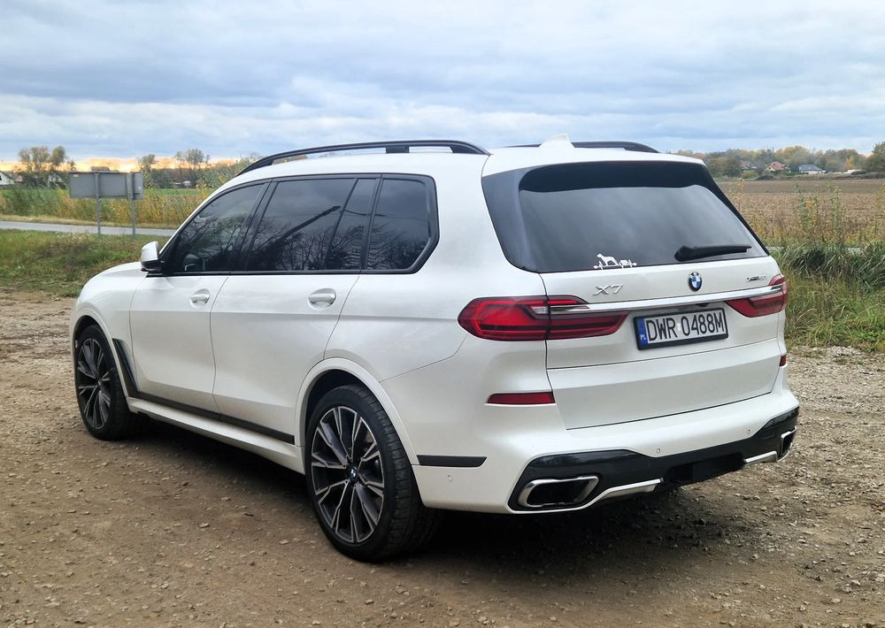 BMW X7 M50i sport - Mobil SUV: gambar 5 BMW X7 M50i sport - Mobil SUV: gambar 5