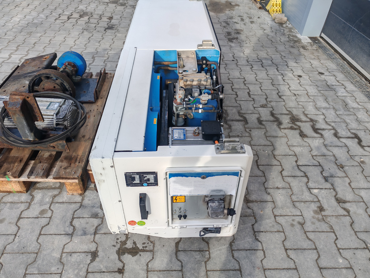 FRIGOBLOCK FK13 / G24 V03K516 / DP132-150/4 / COMPLETE SET - Sistem pendingin: gambar 5 FRIGOBLOCK FK13 / G24 V03K516 / DP132-150/4 / COMPLETE SET - Sistem pendingin: gambar 5