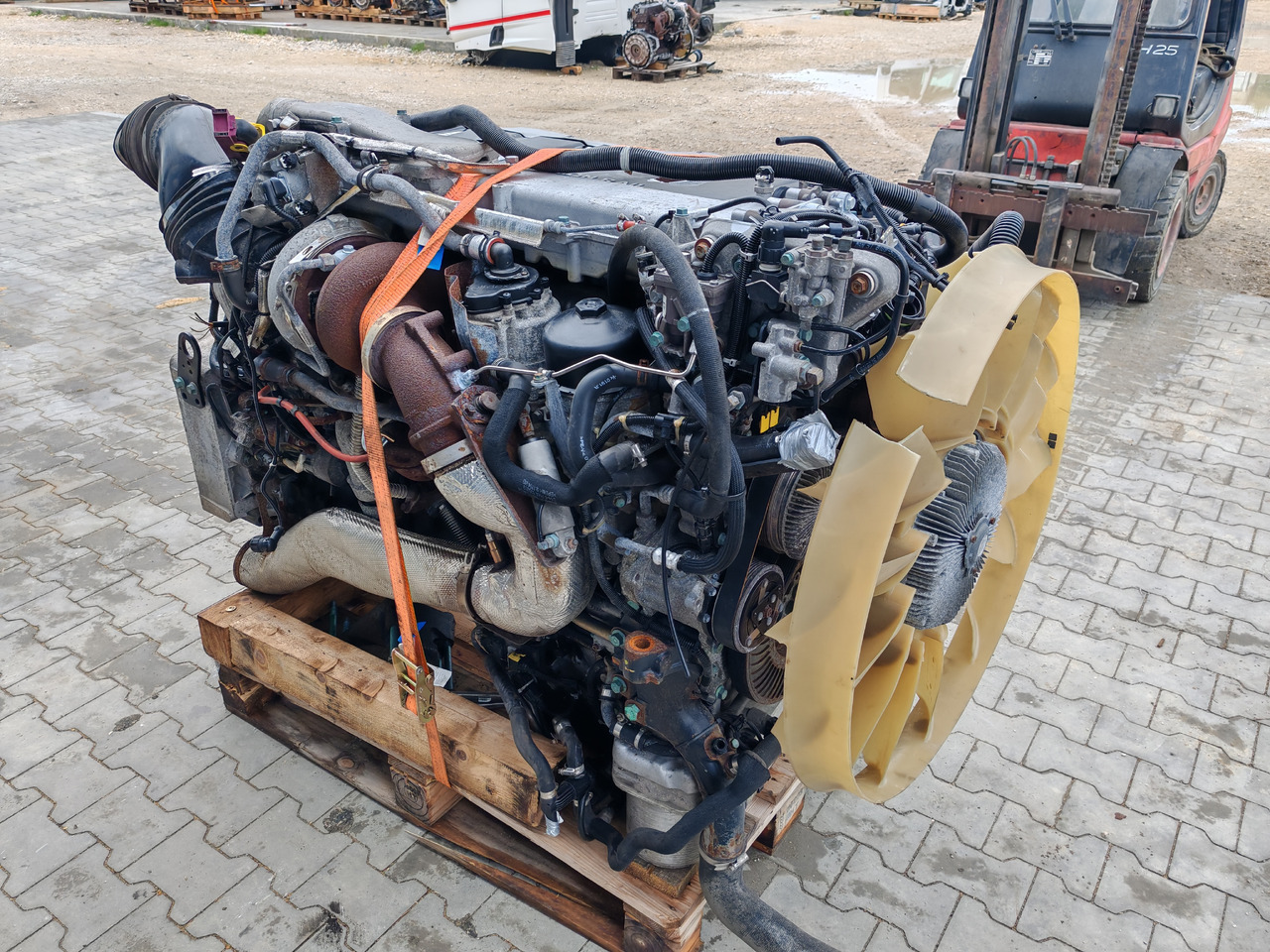 MAN TGX TGS / D2676 LF51 / EURO 6 / COMPLETE ENGINE - Mesin: gambar 5 MAN TGX TGS / D2676 LF51 / EURO 6 / COMPLETE ENGINE - Mesin: gambar 5
