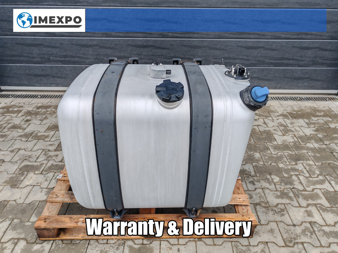 MERCEDES-BENZ ACTROS MP4 / FUEL & ADBLUE TANK / 300L - Tangki bahan bakar: gambar 1 MERCEDES-BENZ ACTROS MP4 / FUEL & ADBLUE TANK / 300L - Tangki bahan bakar: gambar 1