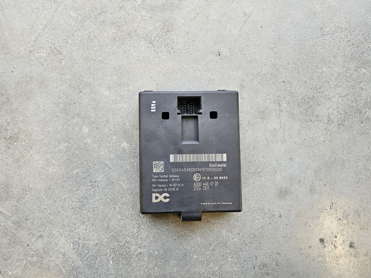 MERCEDES-BENZ ATEGO MP4 EURO 6 /CGW CENTRAL GATEWAY ECU / A0004461727 - ECU: gambar 2 MERCEDES-BENZ ATEGO MP4 EURO 6 /CGW CENTRAL GATEWAY ECU / A0004461727 - ECU: gambar 2