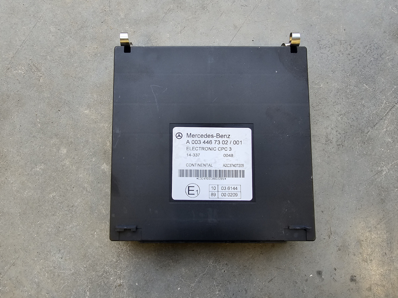 MERCEDES-BENZ ATEGO MP4 EURO 6 / CPC 3 CONTROL UNIT / A0034467302 - ECU: gambar 2 MERCEDES-BENZ ATEGO MP4 EURO 6 / CPC 3 CONTROL UNIT / A0034467302 - ECU: gambar 2