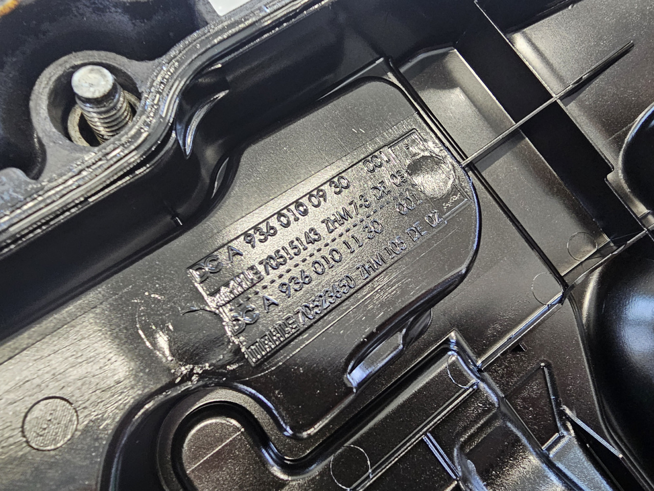 MERCEDES-BENZ ATEGO MP4 EURO 6 / OM936 / ENGINE COVER / A9360100930 - Suku Cadang Mesin: gambar 4 MERCEDES-BENZ ATEGO MP4 EURO 6 / OM936 / ENGINE COVER / A9360100930 - Suku Cadang Mesin: gambar 4