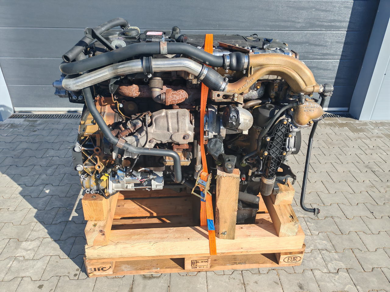 MERCEDES-BENZ ENGINE / OM936LA / ATEGO ANTOS CLASS ROAP MAUS / WORLDWIDE DELIVERY - Mesin: gambar 1 MERCEDES-BENZ ENGINE / OM936LA / ATEGO ANTOS CLASS ROAP MAUS / WORLDWIDE DELIVERY - Mesin: gambar 1