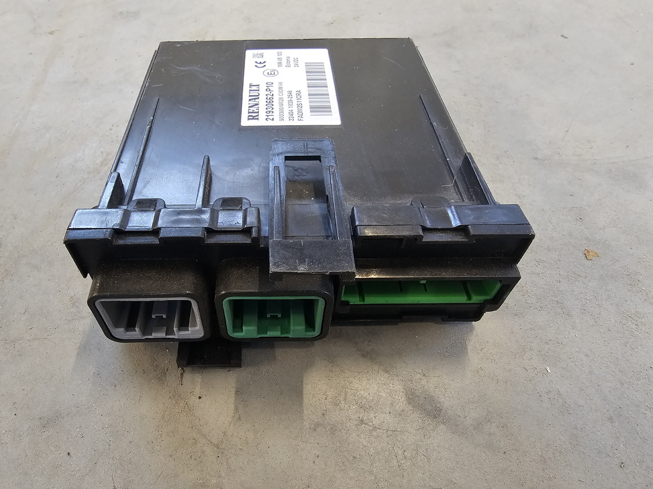 RENAULT RANGE T / CIOM HI CONTROL UNIT / 21930662 P10 - ECU: gambar 3 RENAULT RANGE T / CIOM HI CONTROL UNIT / 21930662 P10 - ECU: gambar 3