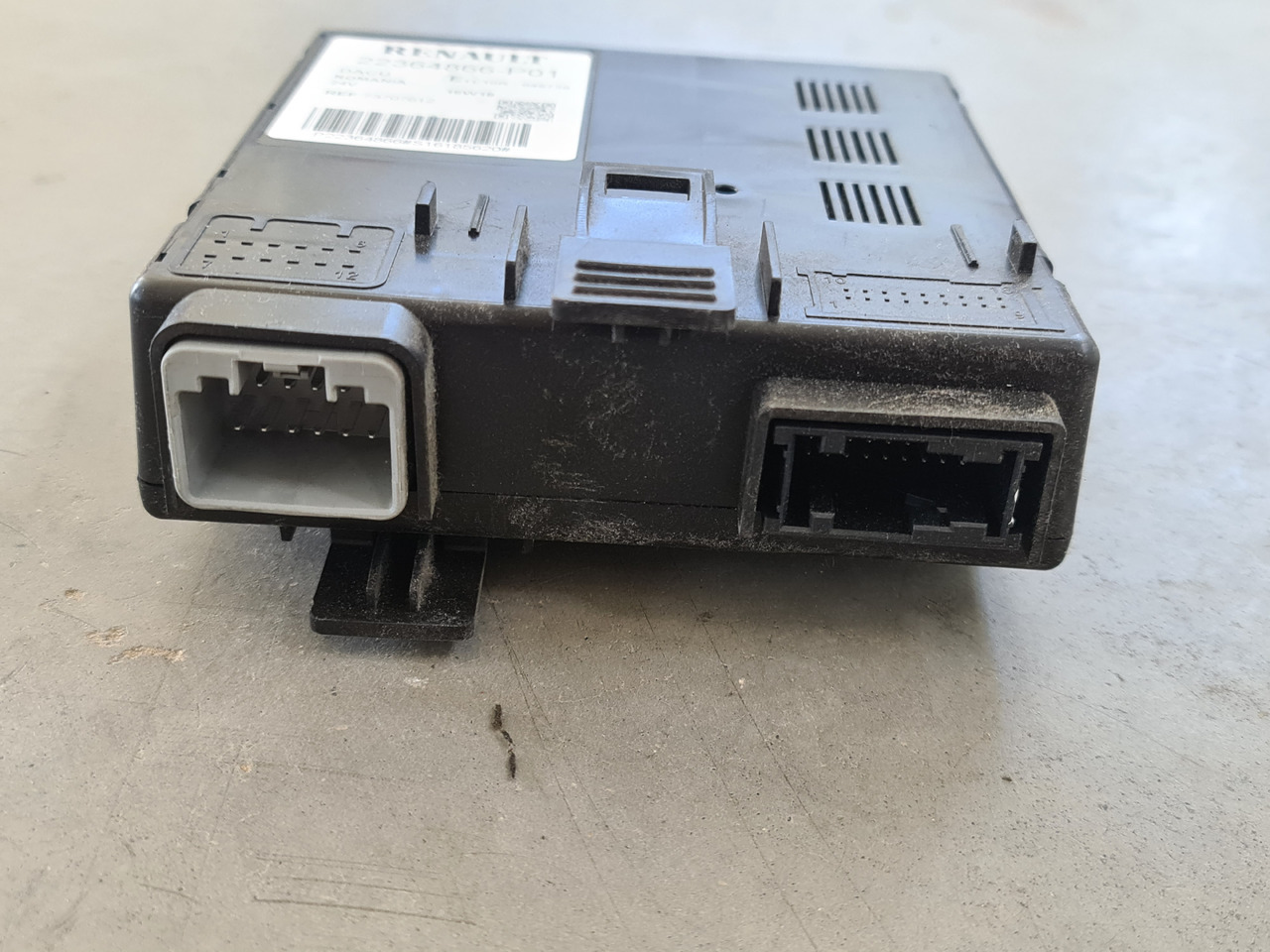 RENAULT RANGE T / DACU CONTROL UNIT / 22364866-P01 - ECU: gambar 3 RENAULT RANGE T / DACU CONTROL UNIT / 22364866-P01 - ECU: gambar 3