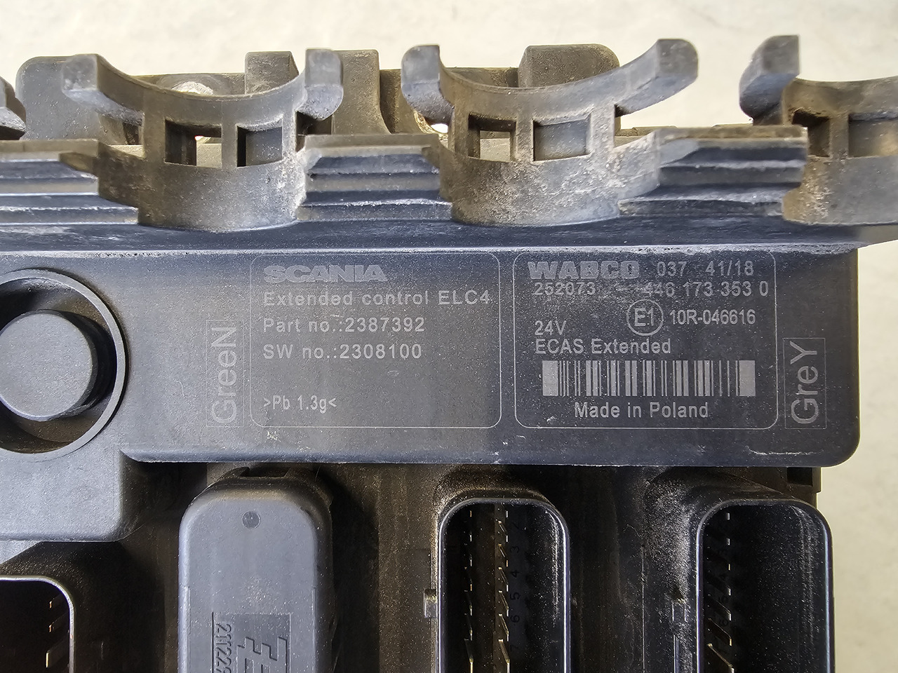 SCANIA S, R, P, G / ELC4 CONTROL UNIT / 2387392 - ECU: gambar 4 SCANIA S, R, P, G / ELC4 CONTROL UNIT / 2387392 - ECU: gambar 4