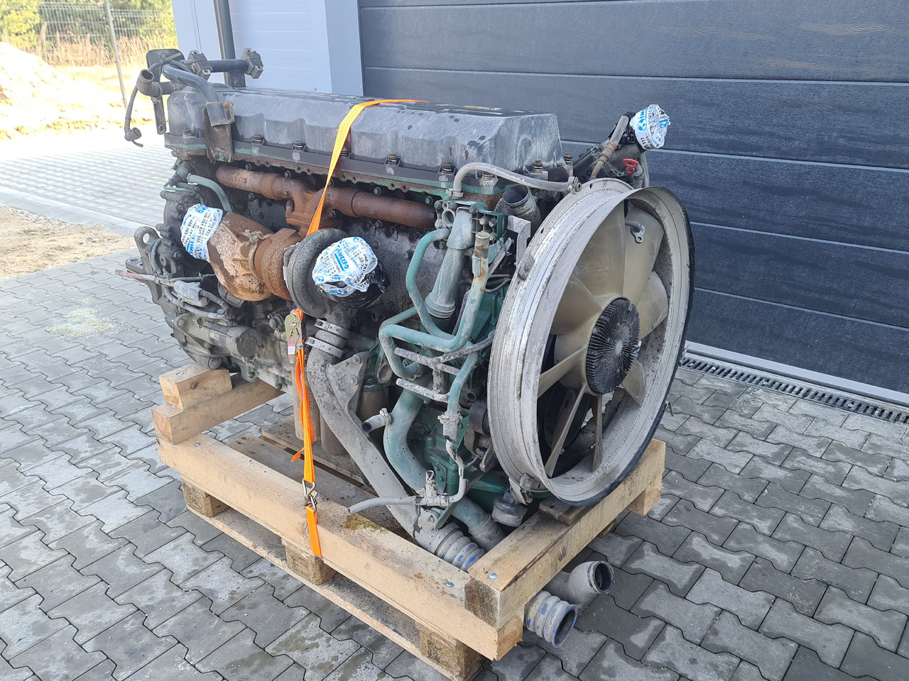 Mesin VOLVO FH FM ENGINE D13A 360 EC06 / COMPLETE: gambar 8