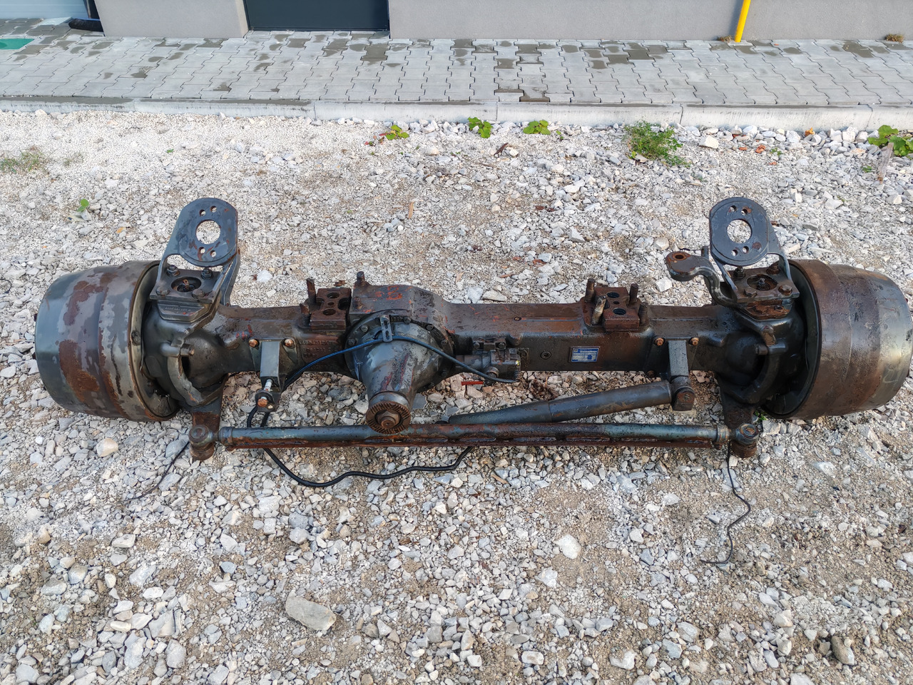 VOLVO FH FM FMX / FRONT DRIVE AXLE 4X4 6X6 / APL-9000 / RATIO: 6.89/2.07 - As roda depan: gambar 2 VOLVO FH FM FMX / FRONT DRIVE AXLE 4X4 6X6 / APL-9000 / RATIO: 6.89/2.07 - As roda depan: gambar 2