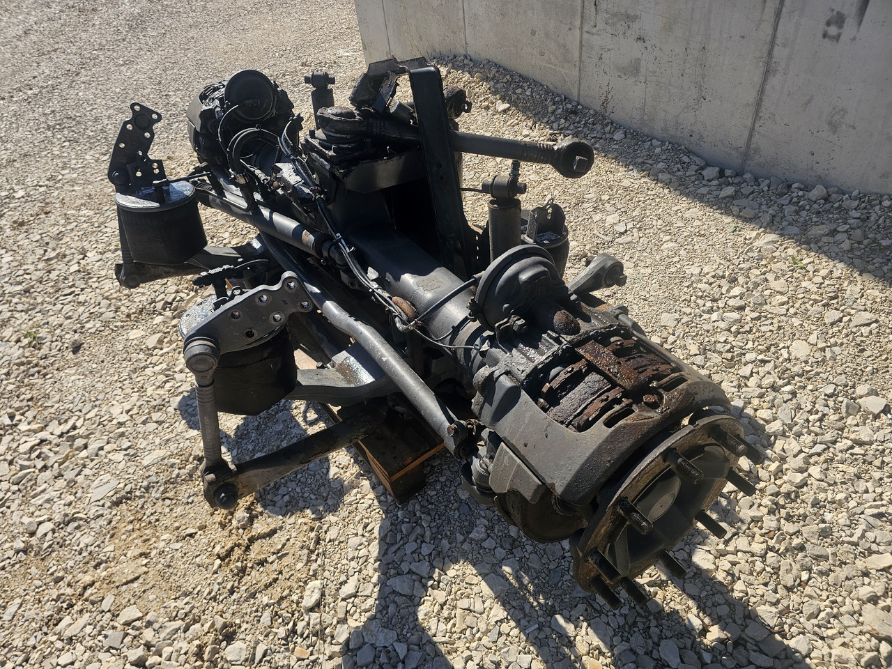 VOLVO FH FM / LIFT & STEERING AXLE / 6x2 / COMPLETE - As roda belakang: gambar 4 VOLVO FH FM / LIFT & STEERING AXLE / 6x2 / COMPLETE - As roda belakang: gambar 4