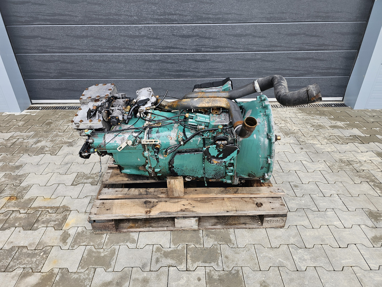 VOLVO FH13 FH16 / GEARBOX / RETARDER / VTO2814B / MANUAL / WORLDWIDE DELIVERY - Gearbox: gambar 1 VOLVO FH13 FH16 / GEARBOX / RETARDER / VTO2814B / MANUAL / WORLDWIDE DELIVERY - Gearbox: gambar 1