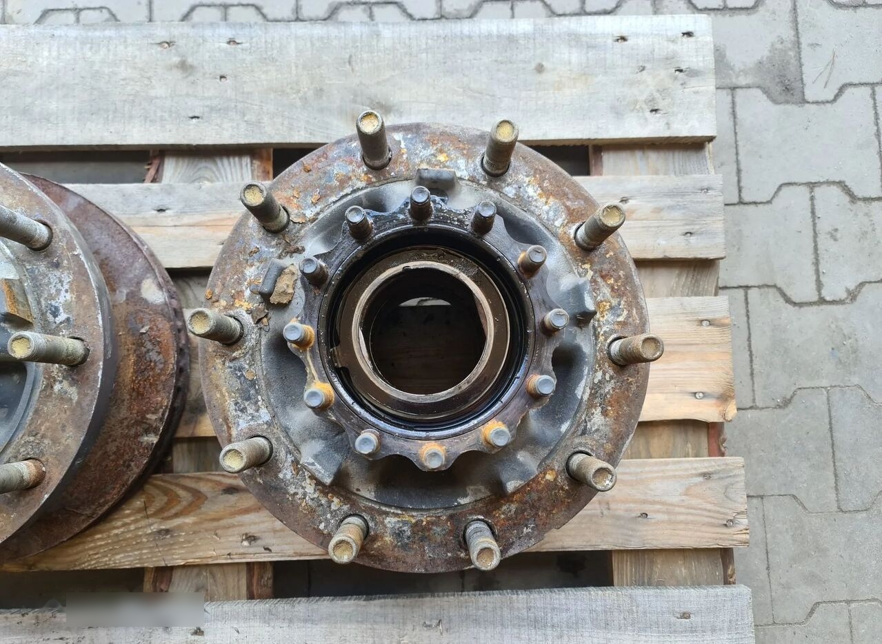 Volvo Piasta tył tylna mała tarcza VOLVO FH FM FH4 RENAULT PREMIUM MAG Volvo VOLVO FH 12 13 FM FH4 RENAULT PREMIUM MAGNUM DXI RANGE T truck - Hub roda untuk Truk: gambar 2 Volvo Piasta tył tylna mała tarcza VOLVO FH FM FH4 RENAULT PREMIUM MAG Volvo VOLVO FH 12 13 FM FH4 RENAULT PREMIUM MAGNUM DXI RANGE T truck - Hub roda untuk Truk: gambar 2