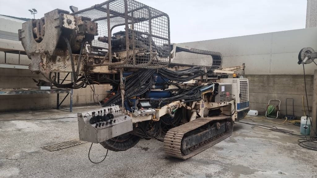 Soilmec SM14 - Sopir tumpukan: gambar 2 Soilmec SM14 - Sopir tumpukan: gambar 2