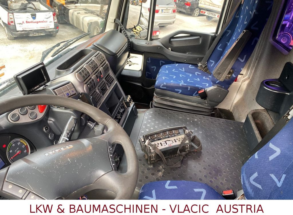 Truk flatbed, Truk derek Iveco Stralis 420 eev Kran HIAB 166 Laderaum 6,35m: gambar 10