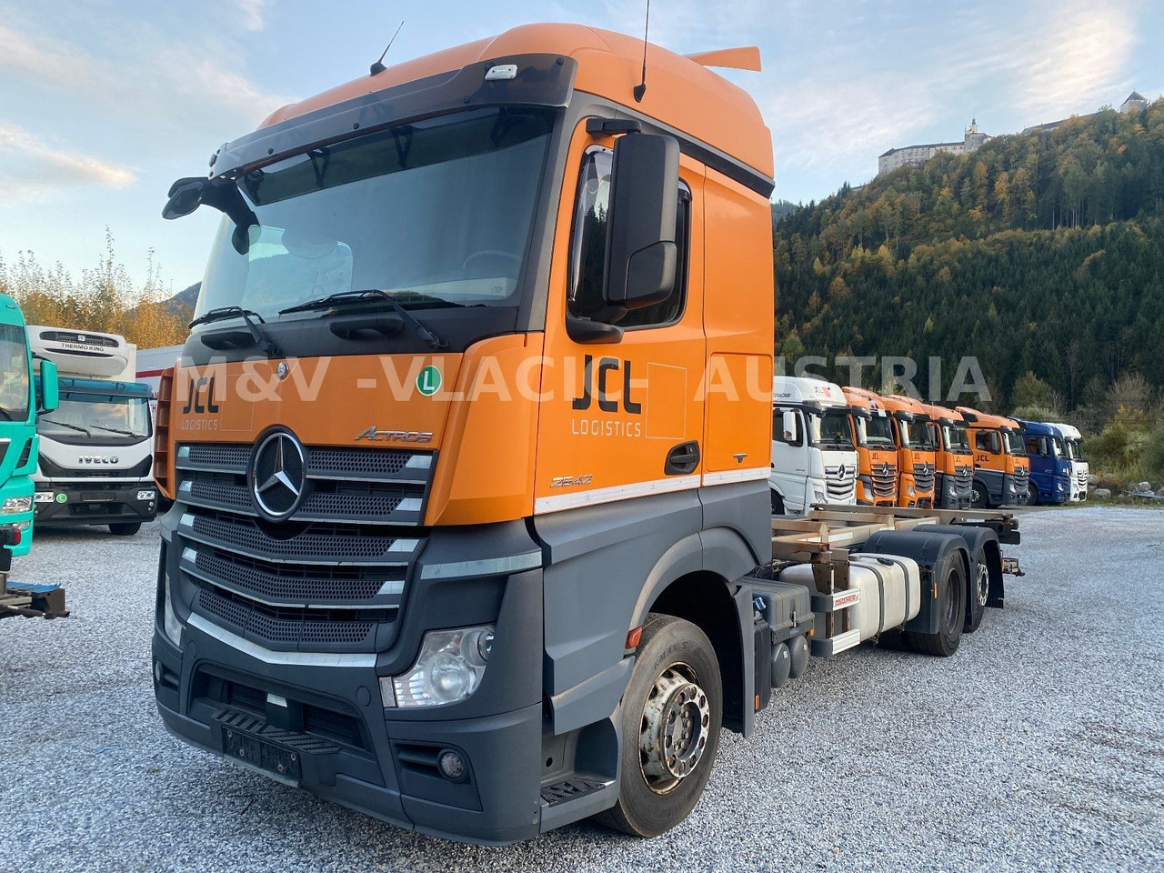 Mercedes-Benz 2542 - Pengangkut kontainer/ Container truck: gambar 2 Mercedes-Benz 2542 - Pengangkut kontainer/ Container truck: gambar 2