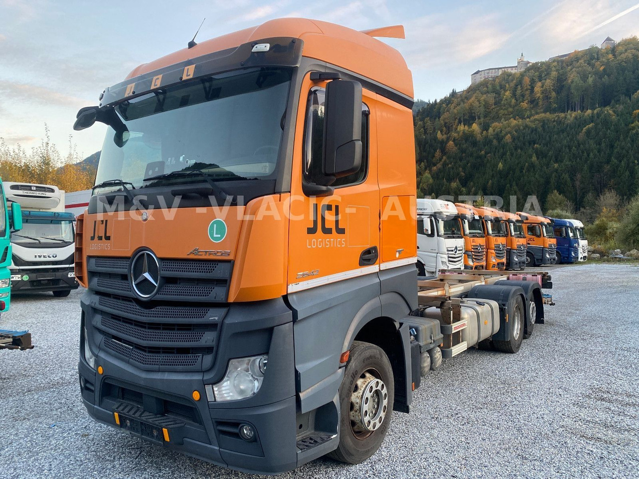 Mercedes-Benz 2542 - Pengangkut kontainer/ Container truck: gambar 1 Mercedes-Benz 2542 - Pengangkut kontainer/ Container truck: gambar 1