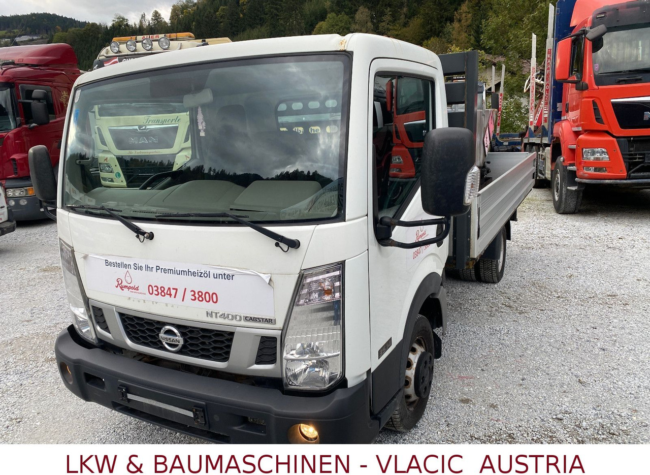 Nissan CABSTAR NT 400 (Ges.Gew.3500 kg) ADR - Truk flatbed: gambar 1 Nissan CABSTAR NT 400 (Ges.Gew.3500 kg) ADR - Truk flatbed: gambar 1