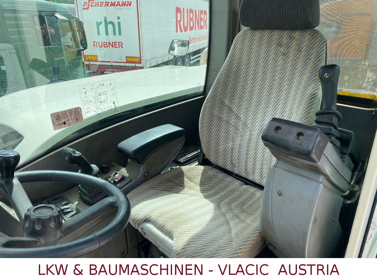 Terex TW 110 Mobilbagger inkl.4Löffeln - Ekskavator roda: gambar 4 Terex TW 110 Mobilbagger inkl.4Löffeln - Ekskavator roda: gambar 4