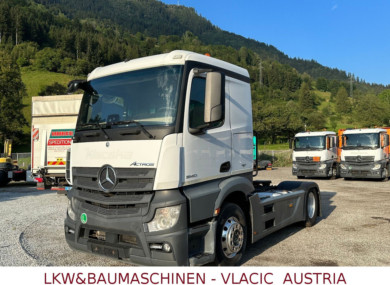 Mercedes-Benz Actros 1840 ADR ( 17 Stk. auf Lager 2017 jahr) - Tractor head: gambar 1 Mercedes-Benz Actros 1840 ADR ( 17 Stk. auf Lager 2017 jahr) - Tractor head: gambar 1