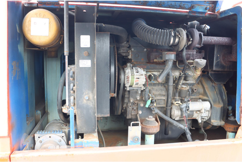 Boom teleskopik Aichi SR210: gambar 9