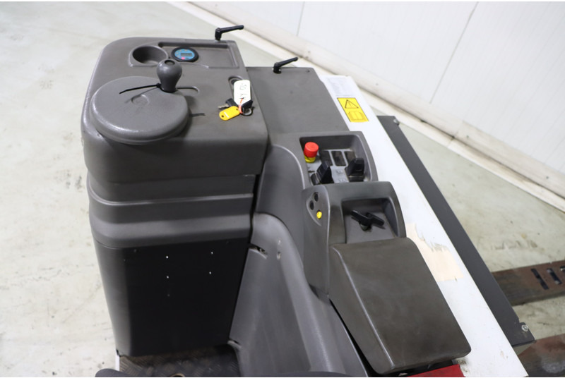 Atlet A/ALL/200 - Pengambil pesanan: gambar 2 Atlet A/ALL/200 - Pengambil pesanan: gambar 2