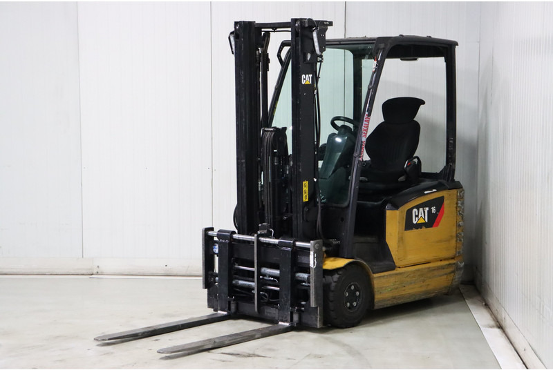 Caterpillar EP16ANT - Forklift listrik: gambar 4 Caterpillar EP16ANT - Forklift listrik: gambar 4