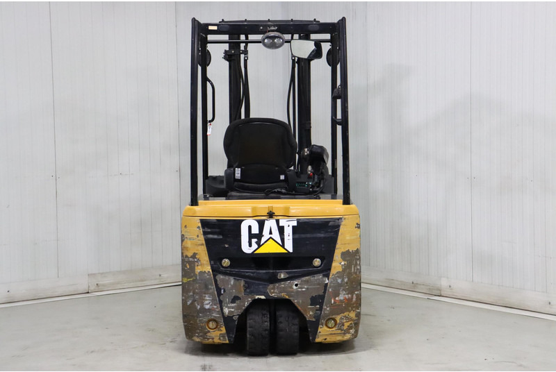 Caterpillar EP20PNT - Forklift listrik: gambar 2 Caterpillar EP20PNT - Forklift listrik: gambar 2