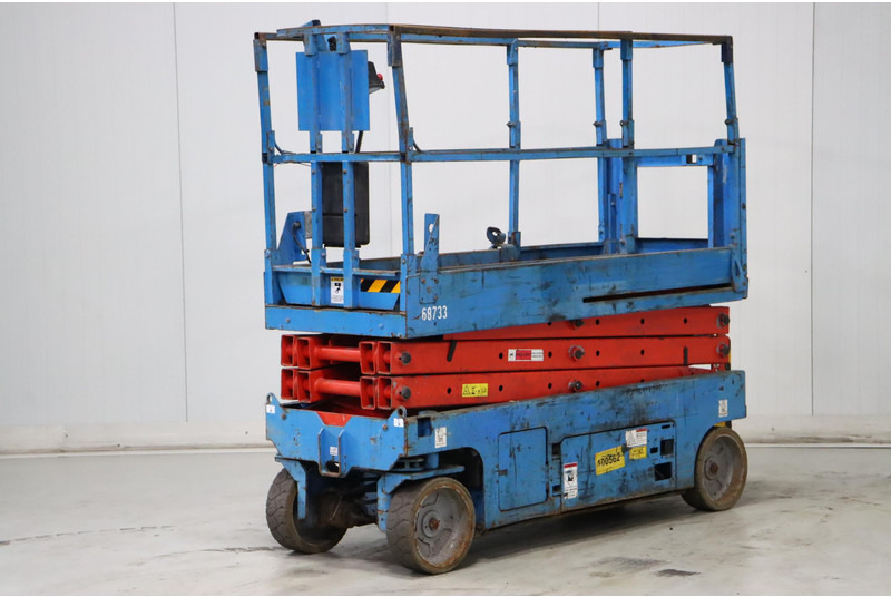 Genie GS-2032 - Scissor lifts: gambar 3 Genie GS-2032 - Scissor lifts: gambar 3