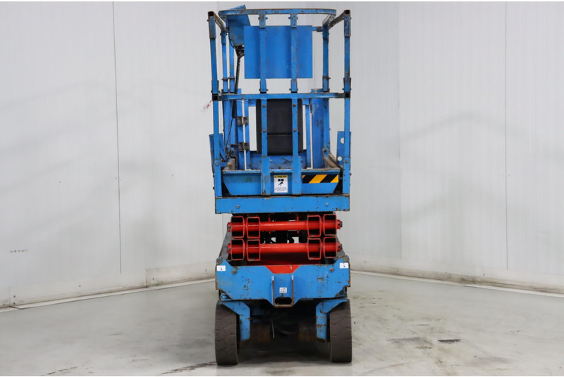 Genie GS-2032 - Scissor lifts: gambar 2 Genie GS-2032 - Scissor lifts: gambar 2