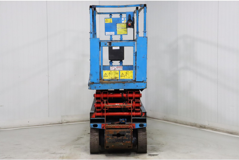 Genie GS-2032 - Scissor lifts: gambar 5 Genie GS-2032 - Scissor lifts: gambar 5
