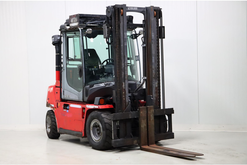 Kalmar DCG50-6H - Forklift diesel: gambar 1 Kalmar DCG50-6H - Forklift diesel: gambar 1