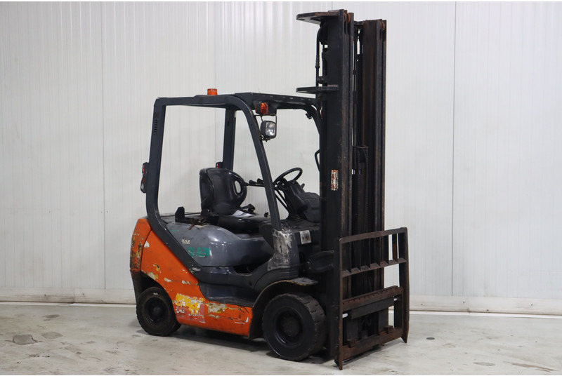 Komatsu FD18T-20 - Forklift diesel: gambar 1 Komatsu FD18T-20 - Forklift diesel: gambar 1
