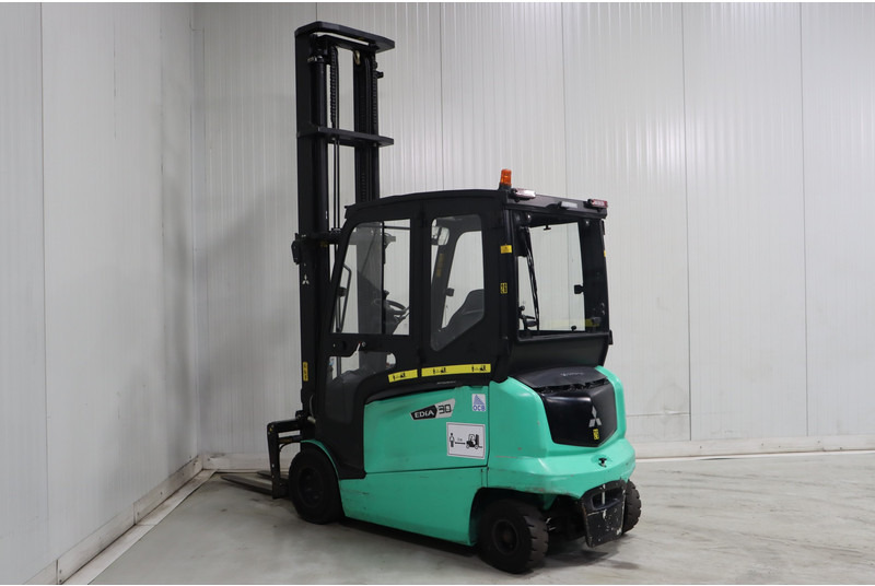 Mitsubishi FB30N - Forklift listrik: gambar 5 Mitsubishi FB30N - Forklift listrik: gambar 5