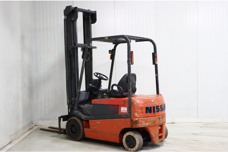 Nissan Q02L25CU - Forklift listrik: gambar 4 Nissan Q02L25CU - Forklift listrik: gambar 4