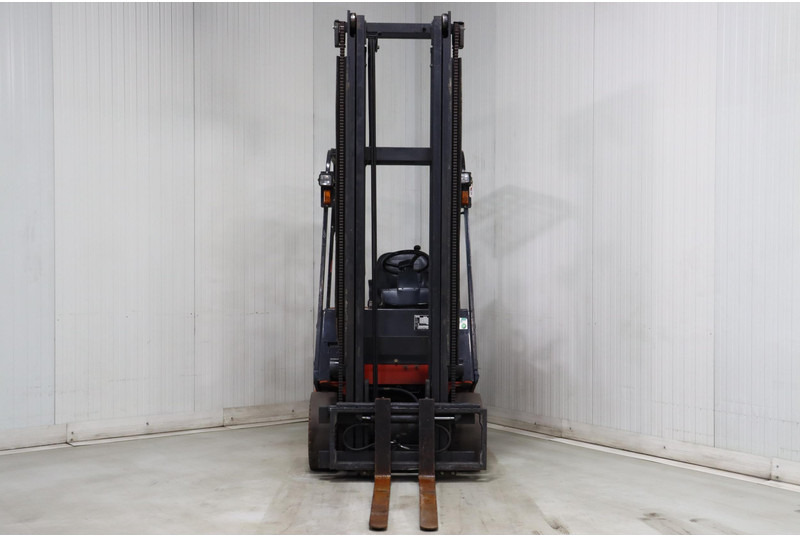 Nissan Q02L25CU - Forklift listrik: gambar 2 Nissan Q02L25CU - Forklift listrik: gambar 2