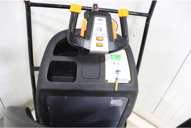 INNOVEP BULL 5NS - Peralatan konstruksi: gambar 2 INNOVEP BULL 5NS - Peralatan konstruksi: gambar 2