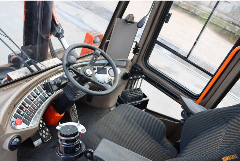 Svetruck 1060-30 - Forklift diesel: gambar 2 Svetruck 1060-30 - Forklift diesel: gambar 2