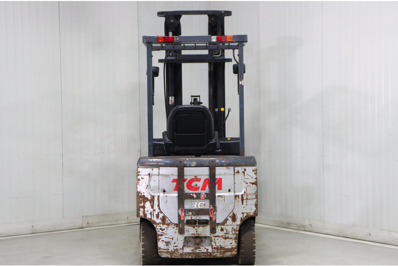 Forklift listrik TCM FB30-7: gambar 5