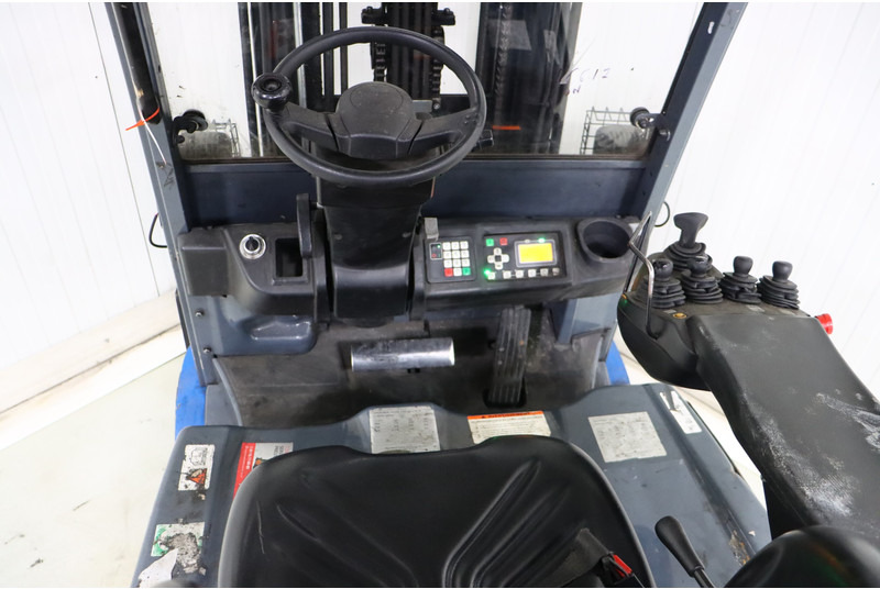 Toyota 8FBM20T - Forklift listrik: gambar 2 Toyota 8FBM20T - Forklift listrik: gambar 2