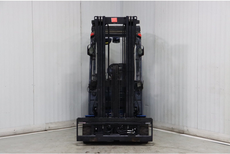 Toyota 8FBM20T - Forklift listrik: gambar 3 Toyota 8FBM20T - Forklift listrik: gambar 3