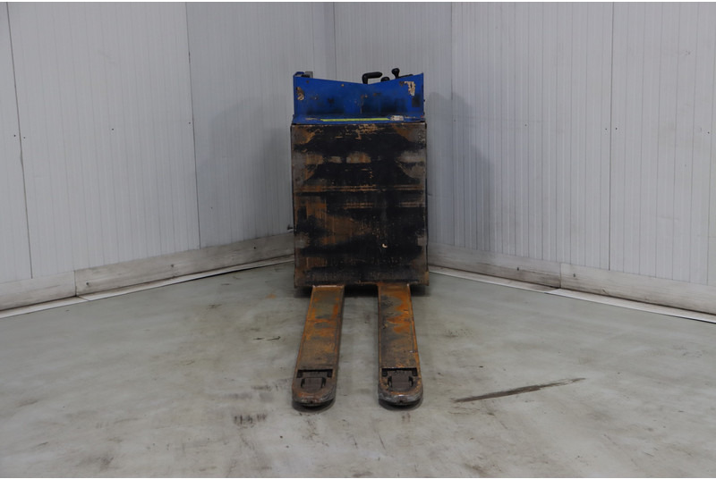 Toyota LSE200 - Pengambil pesanan: gambar 3 Toyota LSE200 - Pengambil pesanan: gambar 3